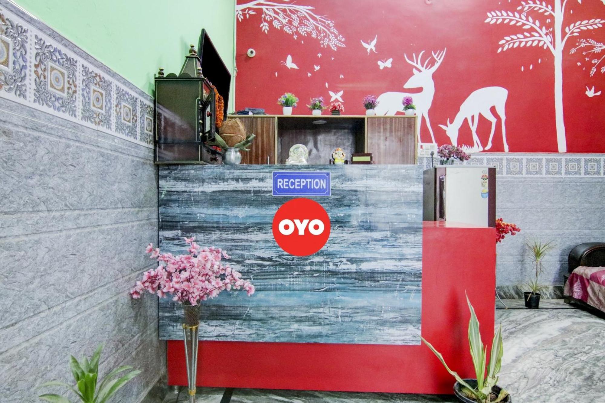 Hotel O S Palace Near Samaypur Badli Metro Station デリー エクステリア 写真